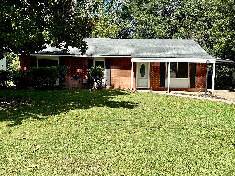 1st image of 709 Parkwood Dr