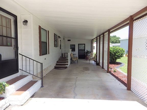 5th image of 261 Downing Dr