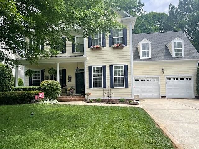 1st image of 905 Deercross Ln