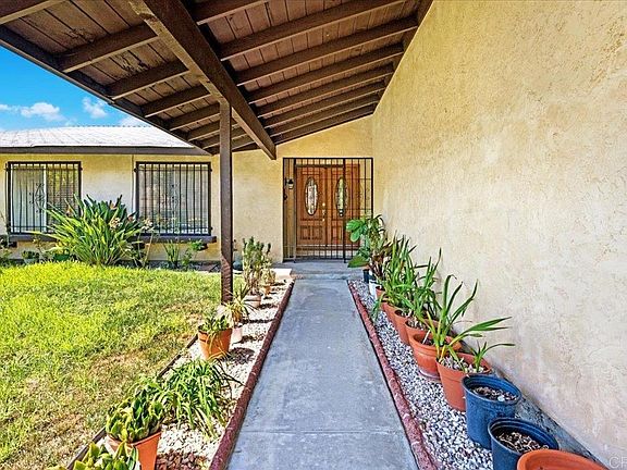 4th image of 1062 Armacost Rd