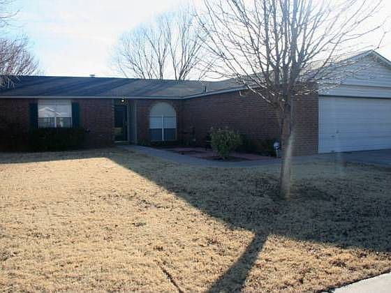 2nd image of 2407 94th St