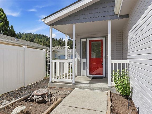 3rd image of 1006 W Sunny Creek Cir