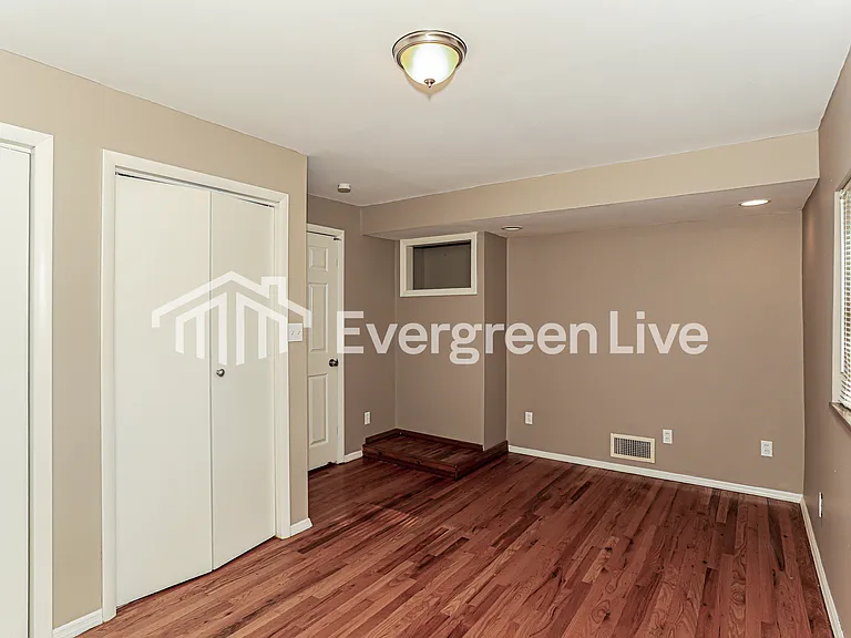 2161 Sylved Ln — Photo 12
