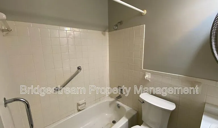 52 Candlewood Ct — Photo 6