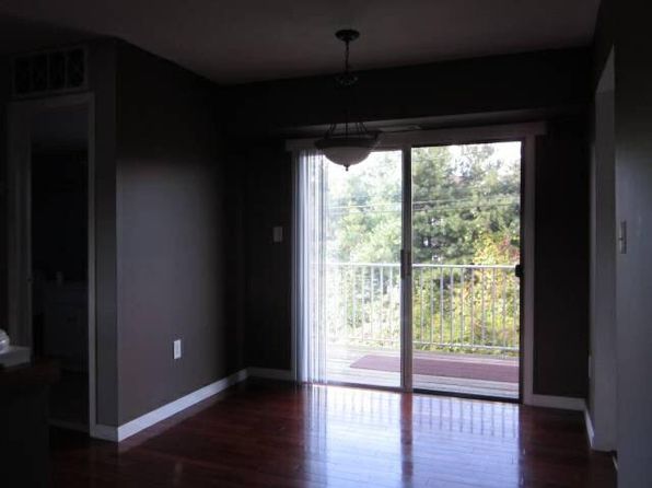 25 Old Millstone Dr Unit 16