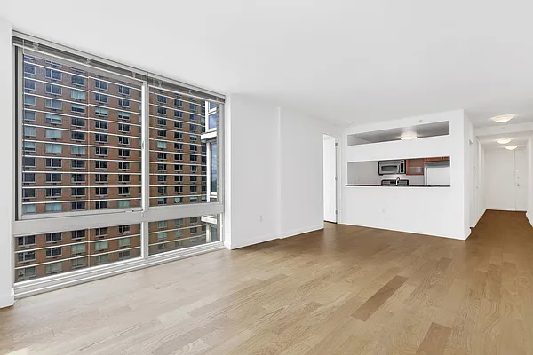 Rented by Cooper & Cooper Real Estate | media 25