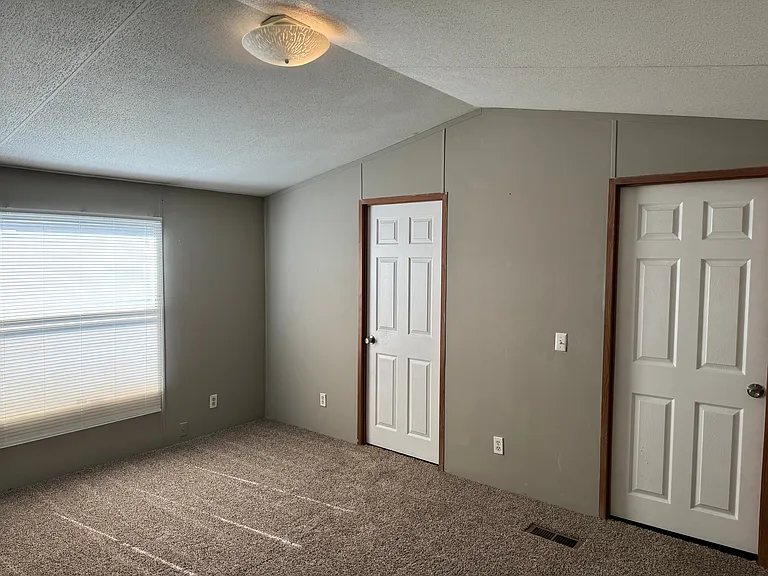 Creston Ridge — Photo 17
