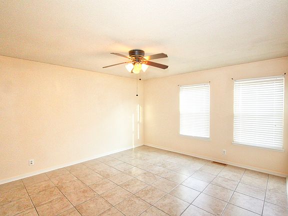 4th image of 209 Al Oerter Dr