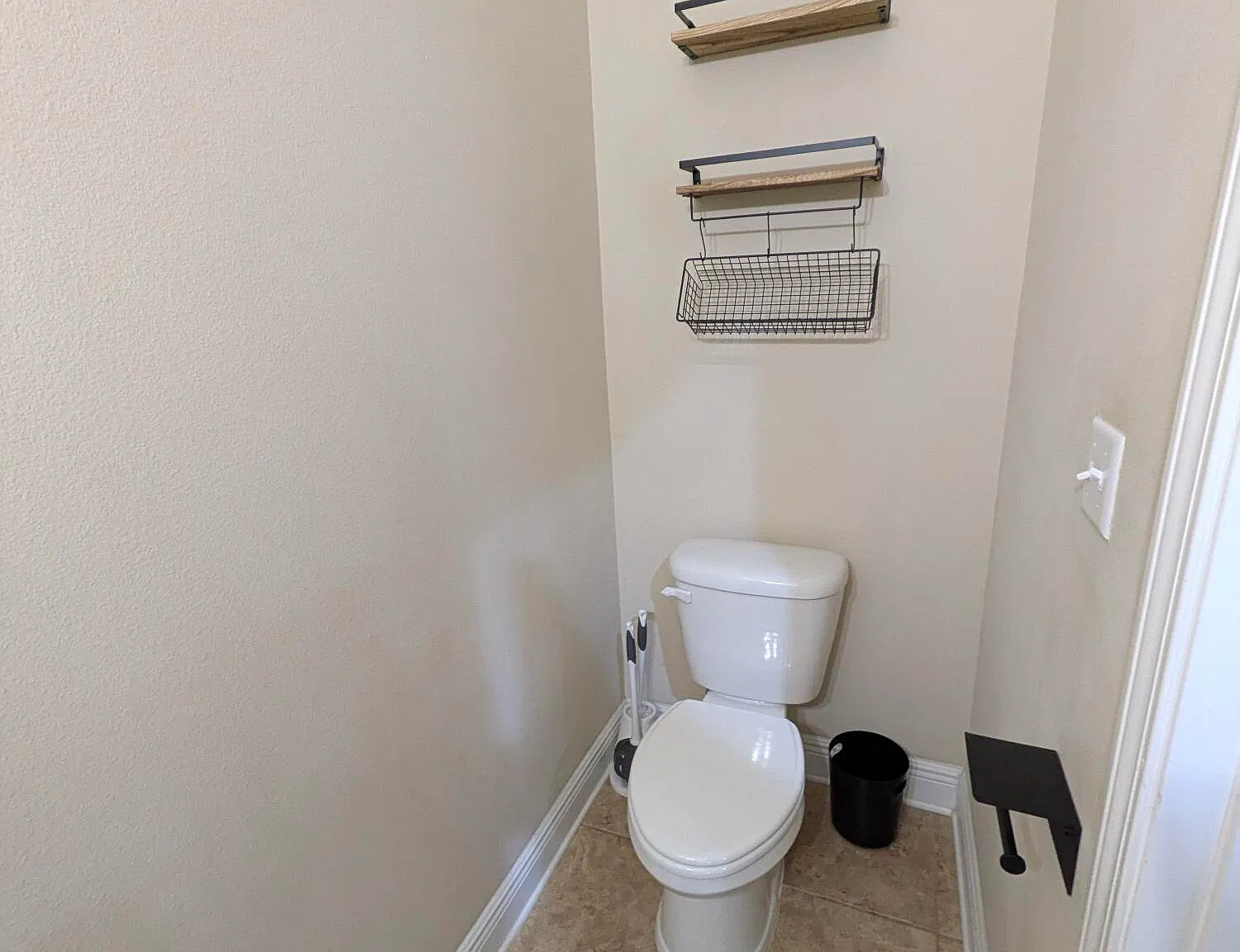 3 bed, 2.5 bath, 1544 sqft, $2,220 — Photo 3