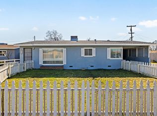 1120 E North Way, Dinuba, CA