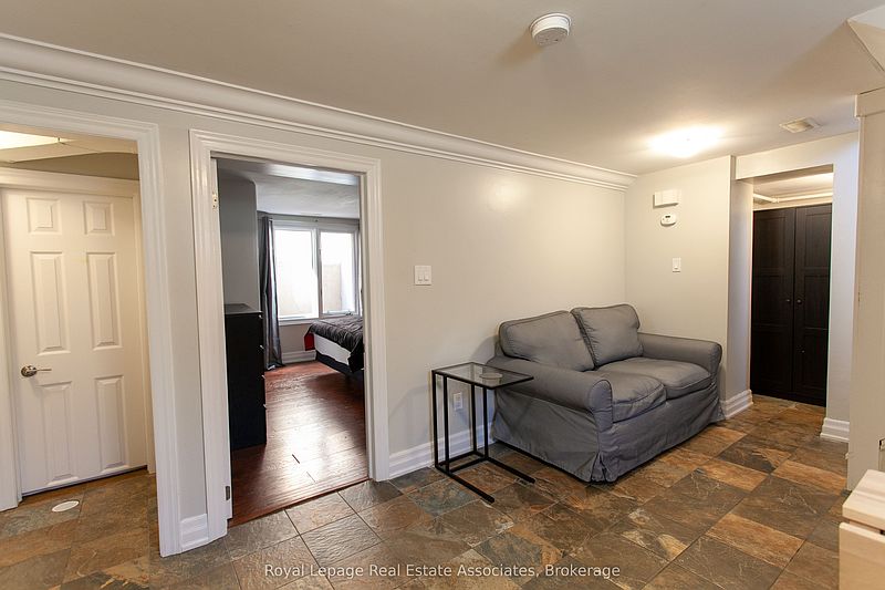 Toronto House for rent - 1 Bedroom — photo 12