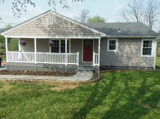 5705 Crescent Blvd, Roanoke, VA 24018