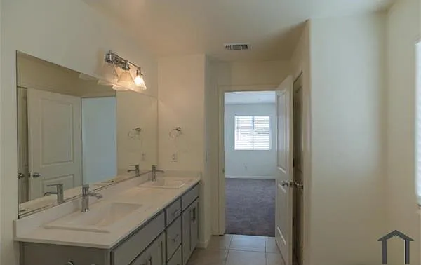 689 Coppola Ct — Photo 21