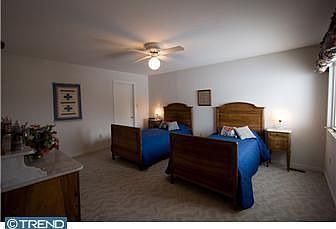 3rd image of 100 Lastrada Ln