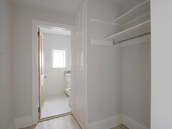 5th image of 1203 Delaware Ave APT 5