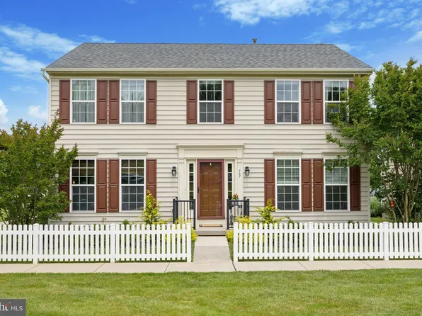 707 Towhee Ln, Cochranville, PA 19330