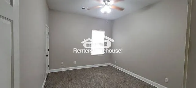 1822 Center Ave — Photo 11
