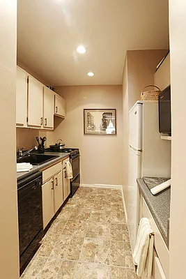 Sold by Keller Williams NYC | media 11