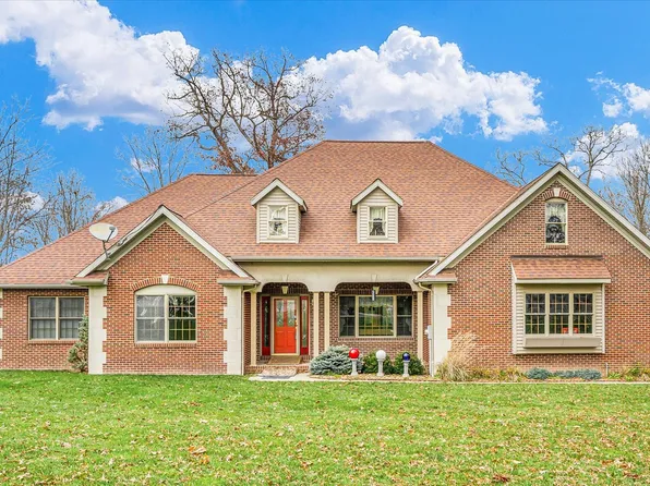 1459 Timber Ln, Camargo, IL 61919