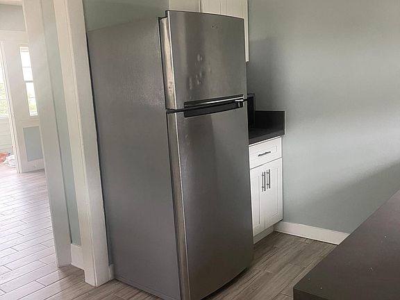 2nd image of 1251 E 1st St #2