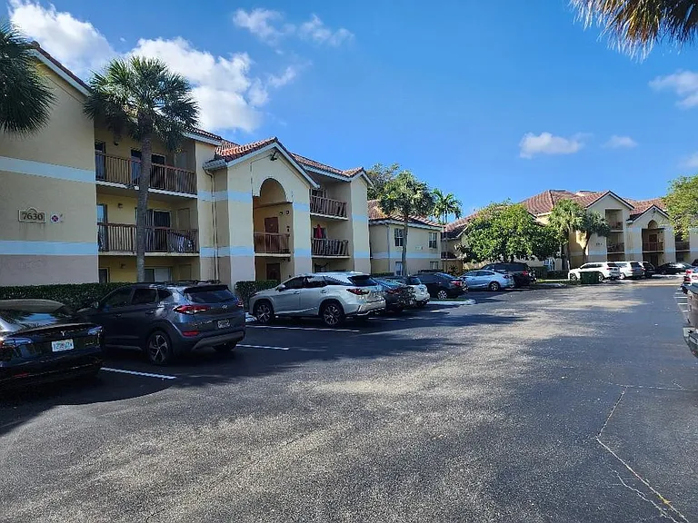 7630 Westwood Dr #328 — Photo 2