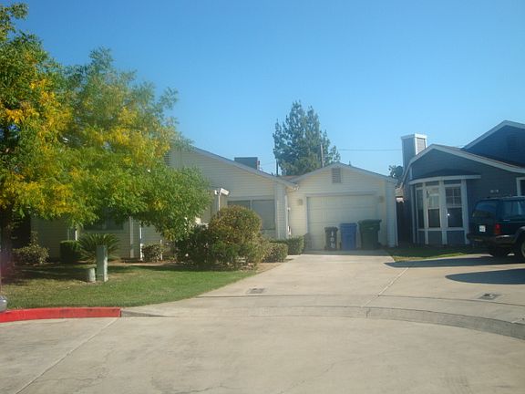 2nd image of 900 W Canal Dr Unit 106