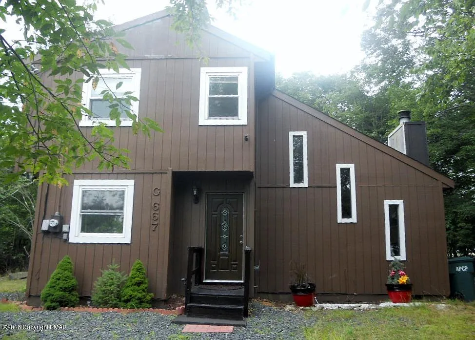 706 Country Place Dr photo 1