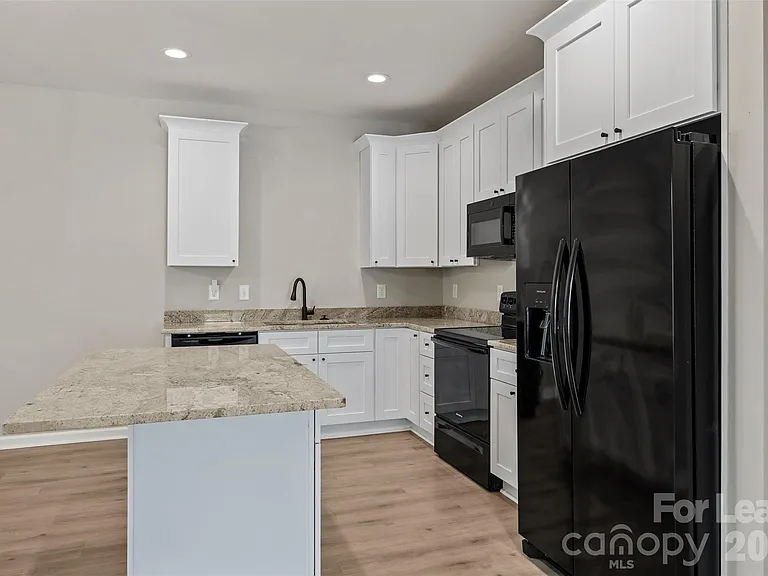 3130 Celia Ave — Photo 18