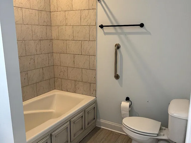 1605 S Cannon Blvd #803 — Photo 8