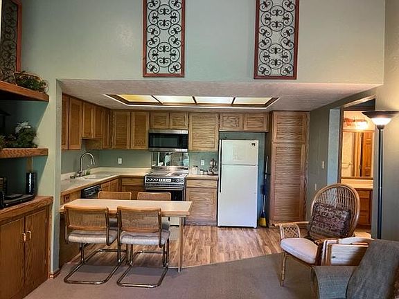 4th image of 150 W Ridge View St #233
