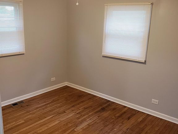 4th image of 14739 Richmond Ave
