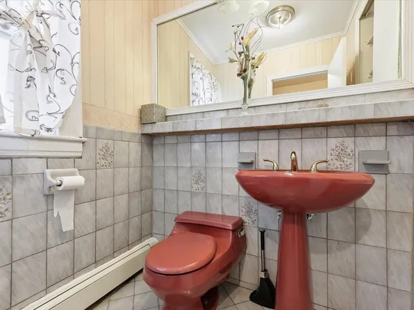 20 75th Street image 21 of 41