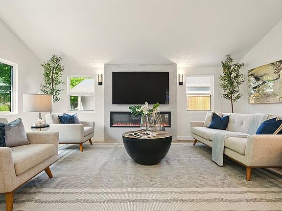 4th image of 311 Lassenpark Cir