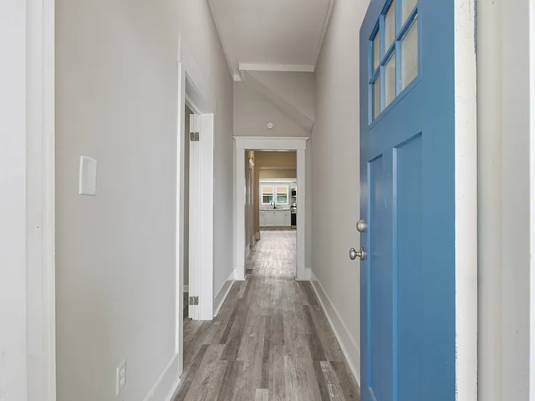 1007 E Park Ave #1 — Photo 5