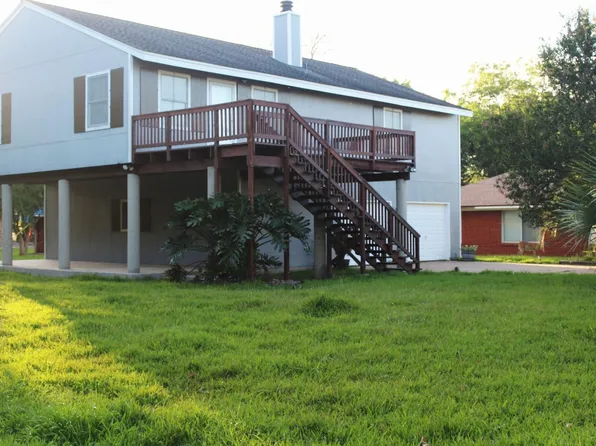 5114 Oleander St, Seabrook, TX 77586