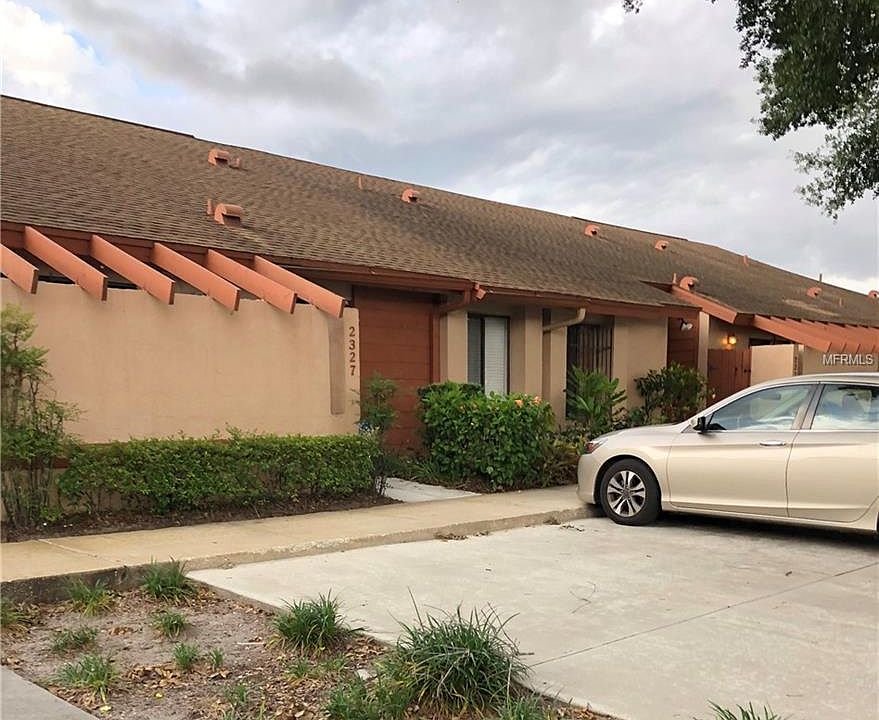 1st image of 2325 Sun Valley Cir