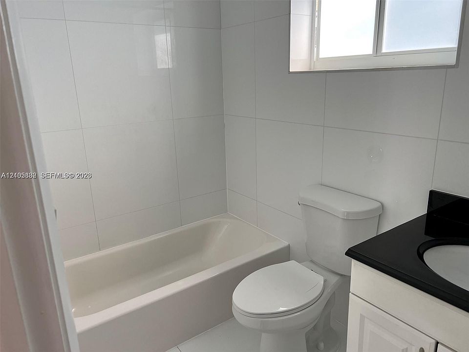 2nd image of 10850 SW 41st St #2
