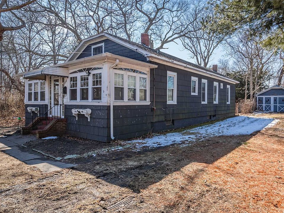 1st image of 228 Greeley Ave