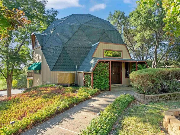 18229 Golden Oaks Dr, Jamestown, CA 95327