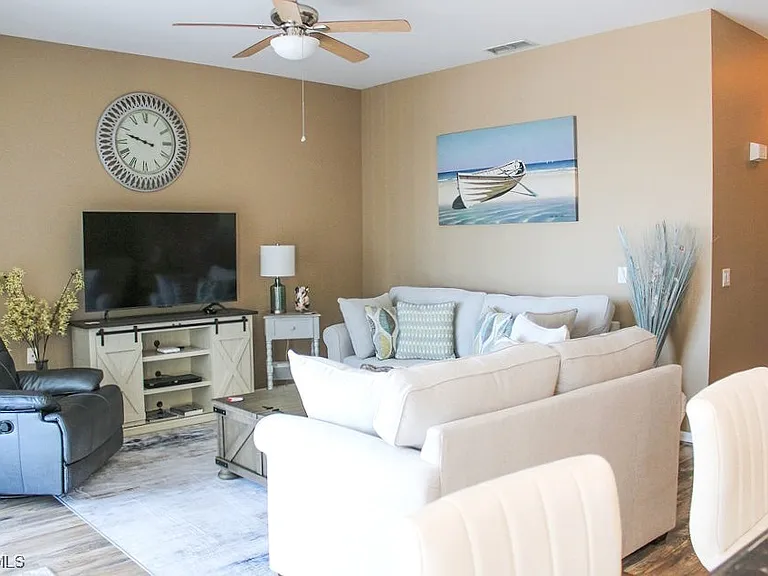 16685 Lake Circle Dr #1044 — Photo 5
