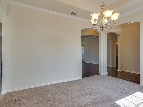 5th image of 5580 Herkes Pl