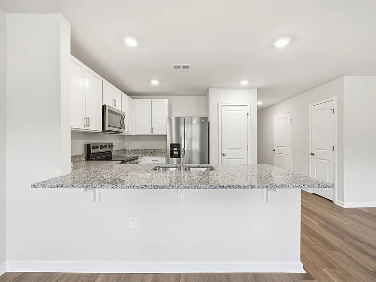 604 Golden Resin Rd — Photo 4
