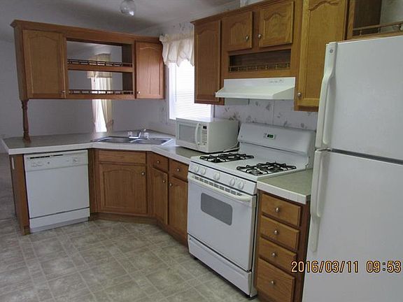 2nd image of 302 Plymouth Dr