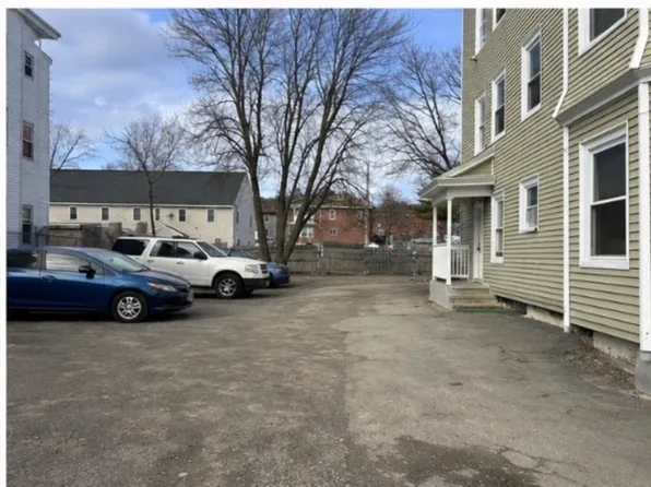 267-269 Water St, Lawrence, MA 01841
