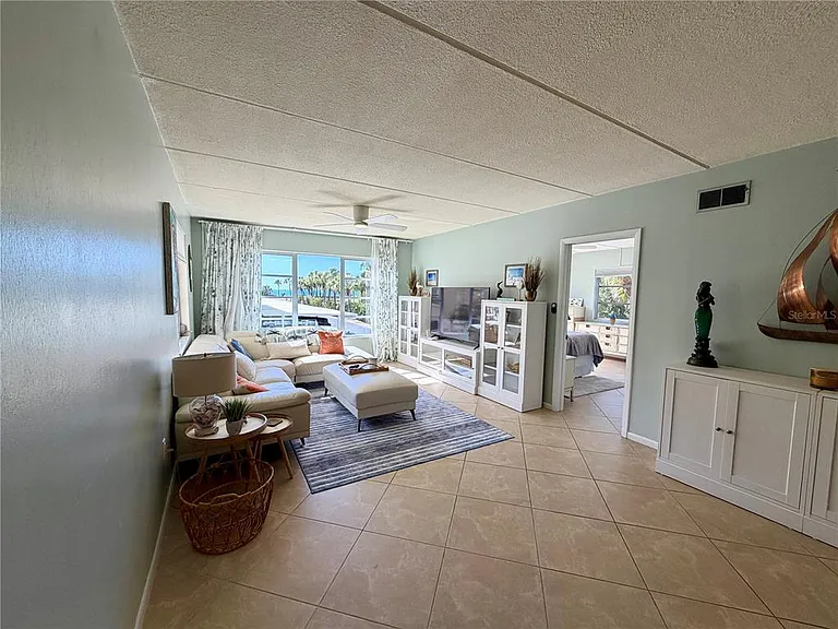 3806 Gulf Of Mexico Dr #C211 — Photo 10