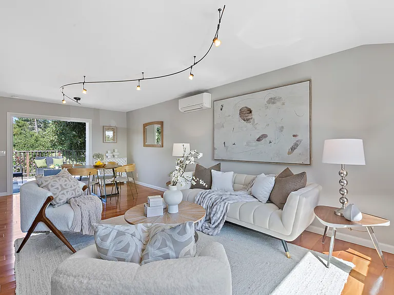 25900 Vinedo Ln — Photo 29