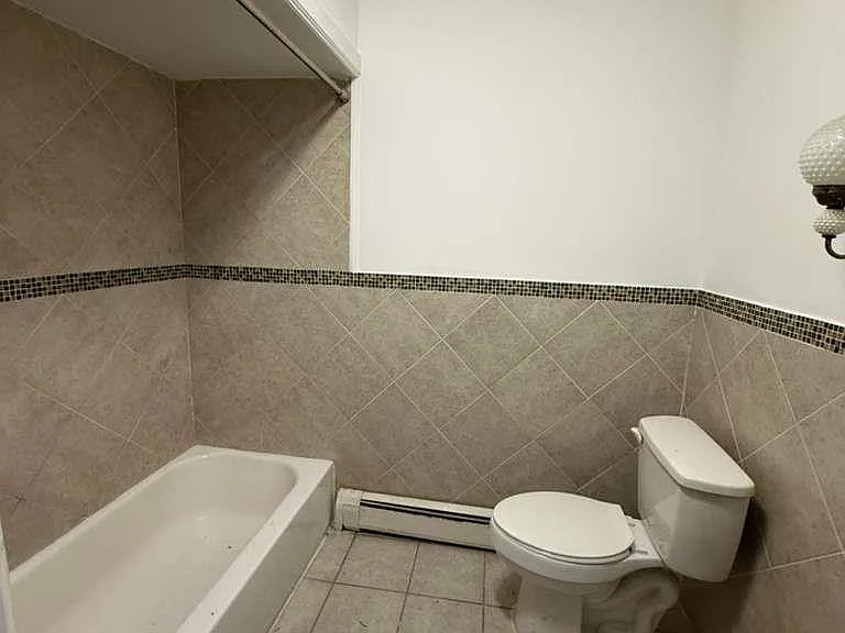 338 Washington Blvd — Photo 14