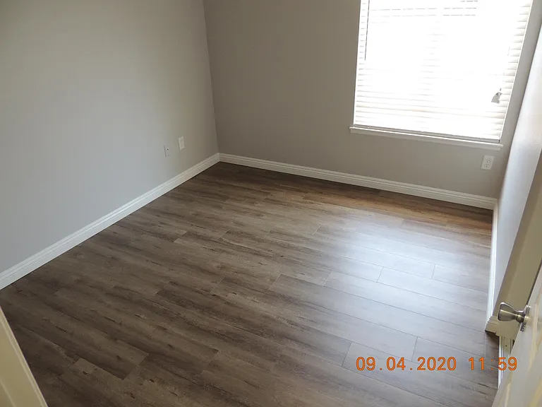 2053 S Plum Ave — Photo 17