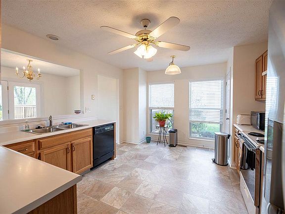 5th image of 7073 Highpoint Dr