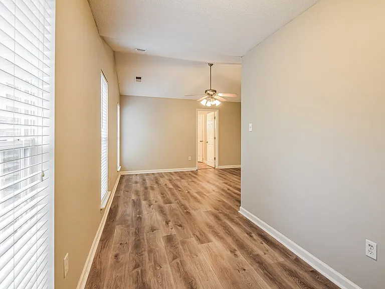 5764 Deer Ridge Dr — Photo 12